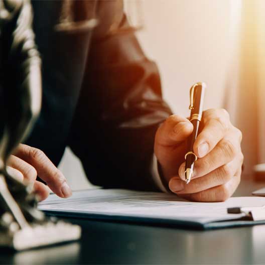 Assistenza legale fornita al di fuori di un procedimento giudiziario, senza coinvolgimento di tribunali. parere-stragiudiziale-avvocato-ribola-elisa